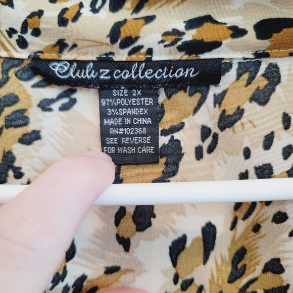 💕 Club Z Collection Cheetah Animal Print Top Size 2X - Picture 2 of 16